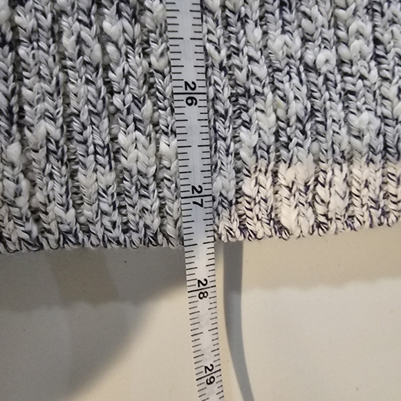 L.L. Bean 100% Cotton Chunky Cable Knit Crew Neck Sweater Blue White 1X - Picture 8 of 8